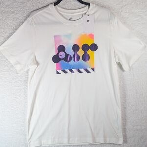 NWT Nike Multicolor Graphic Tee